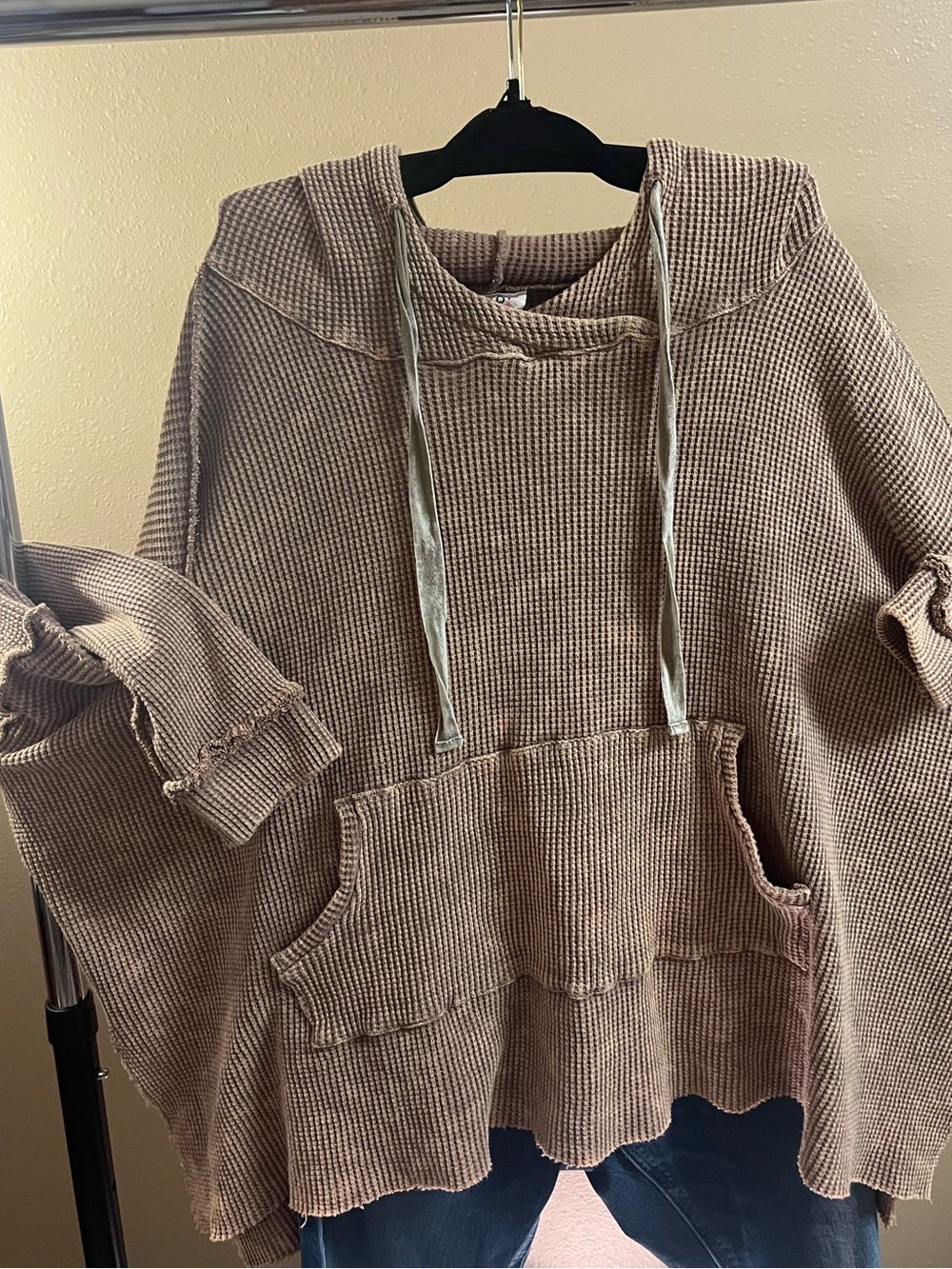 NWOT BiBi Cozy Waffle-Knit Hooded Sweater in Taupe - Picture 5 of 14